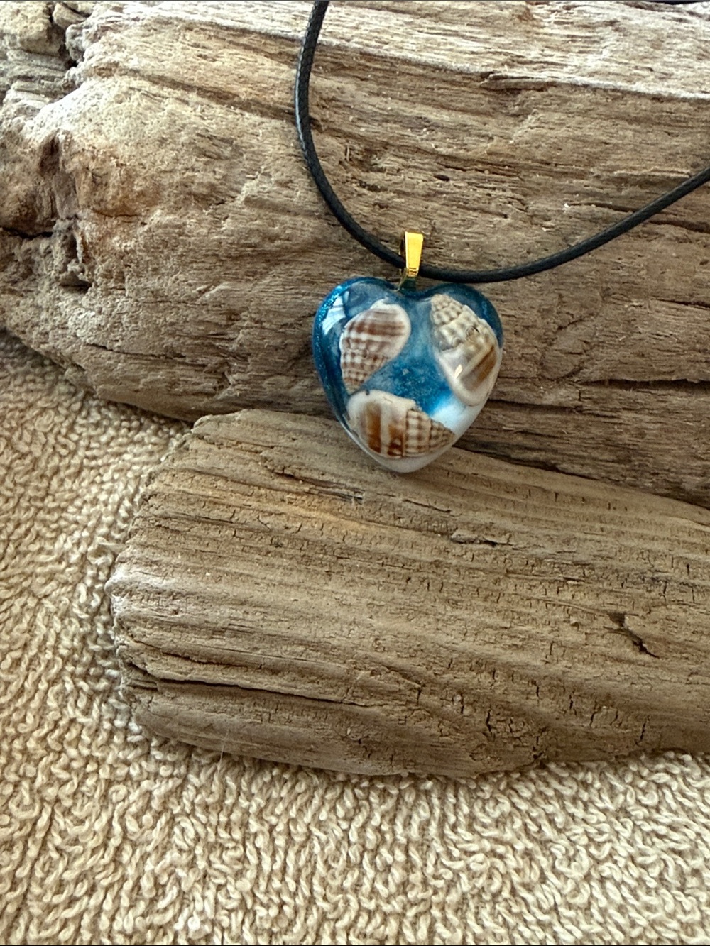 Hand Crafted Resin Blue Heart Shell Pendant Necklace